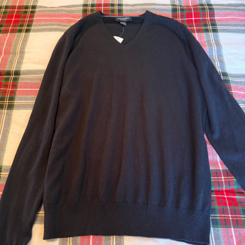 Mens Black Cashmere/Linen V Neck Sweater - Picture 4 of 7